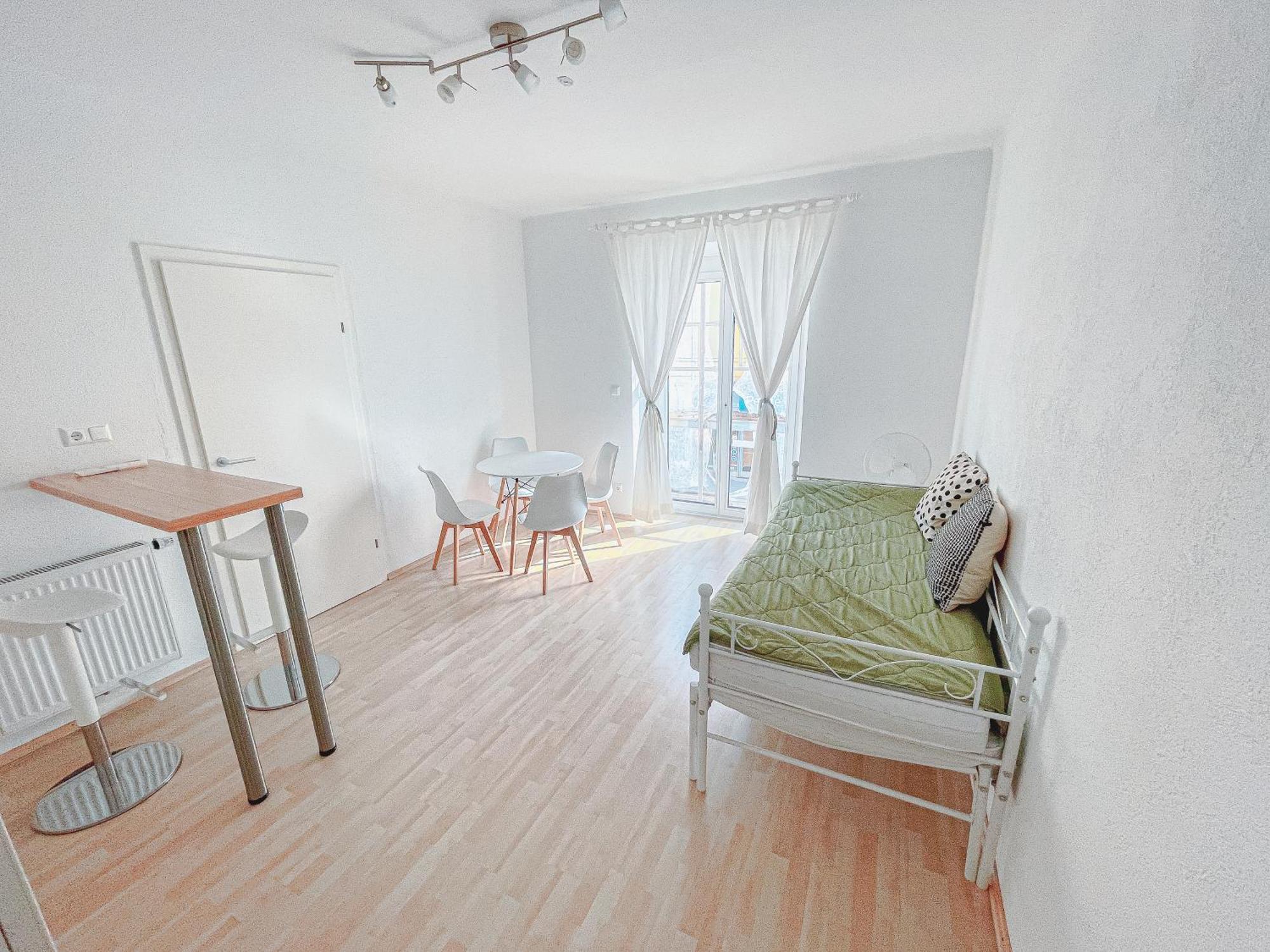 Apartamento Contactless Self-Check-In - Studio, 5 Minutes To Center Graz Exterior foto